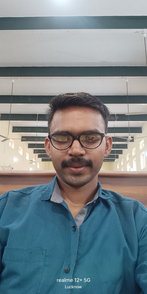 Best All Academic Subjects,Science,Maths tutor in Lucknow